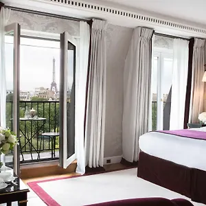 ***** Hotel La Reserve & France