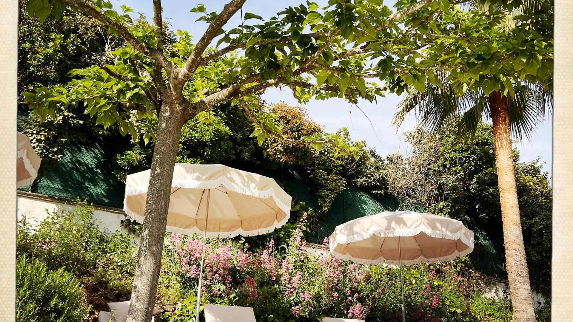 Hotel Les Messugues France
